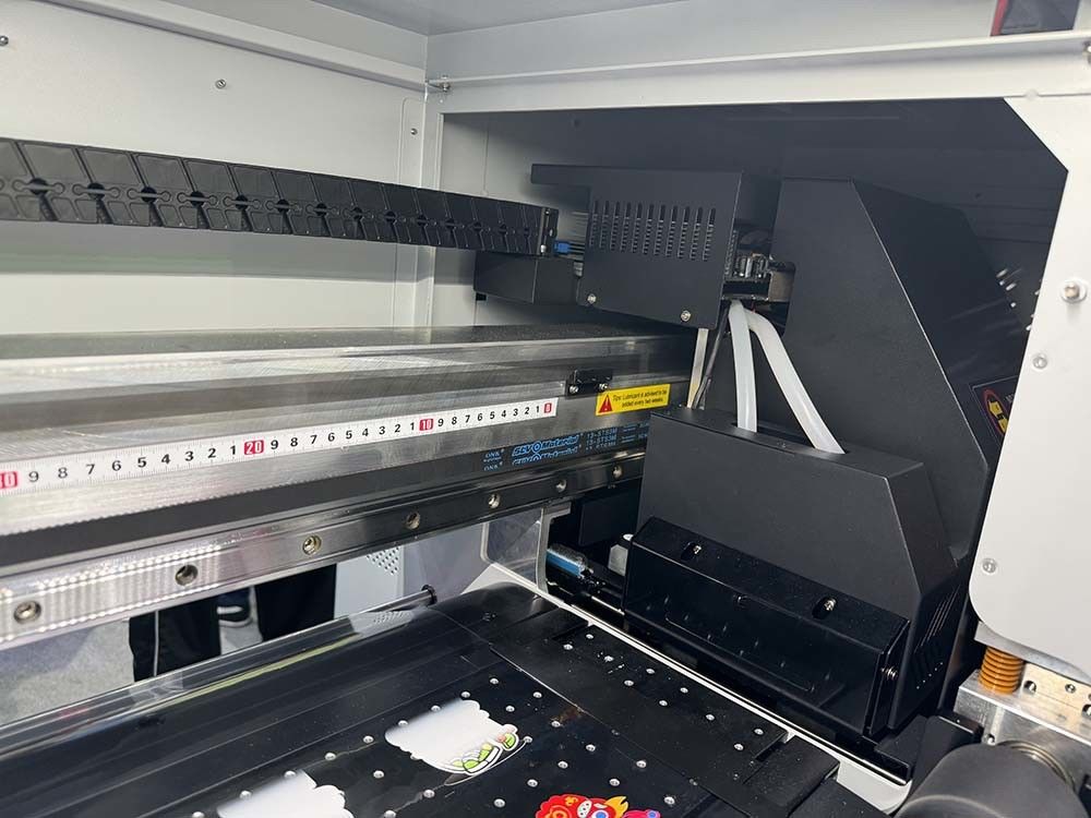 A2 A3 Digital 60cm DTF Sticker Stampante UV Stampante vetro metallo con testa 13200 U1